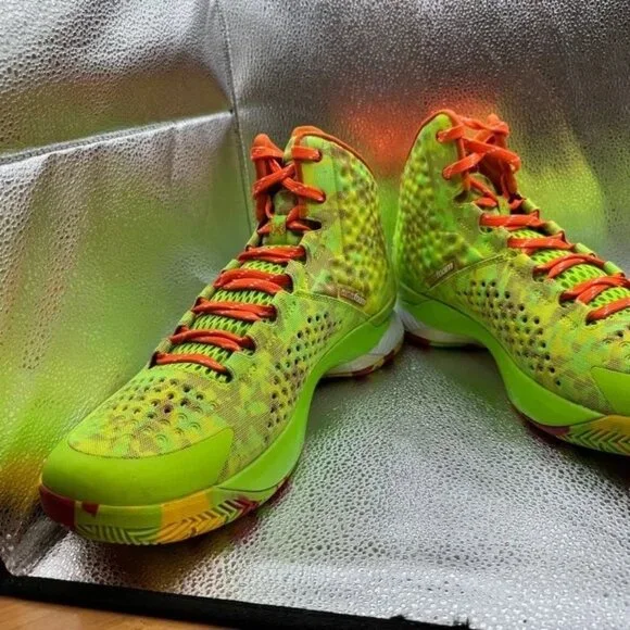Size 13 Under Armour Candy Reign Mens Green Basketball Athletic Shoe 1258723-390